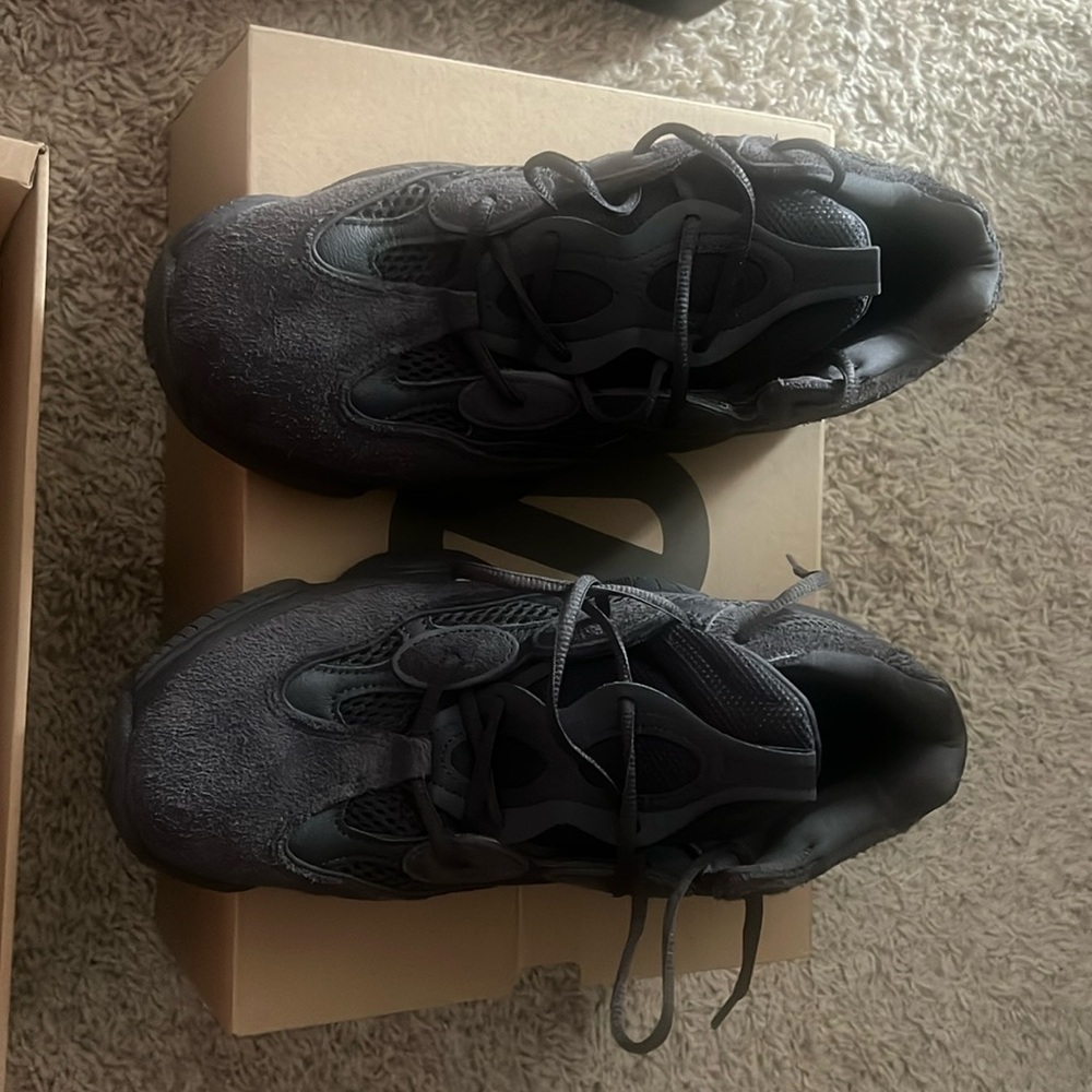Yeezy 500